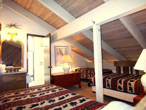 Standard Condos With Free Parking Mammoth Lakes Room photo